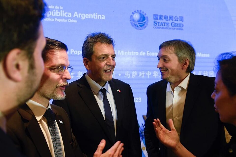 Massa, Kirchner, Olmos, Vaca Narvaja y Royón en la previa a los encuentros.
