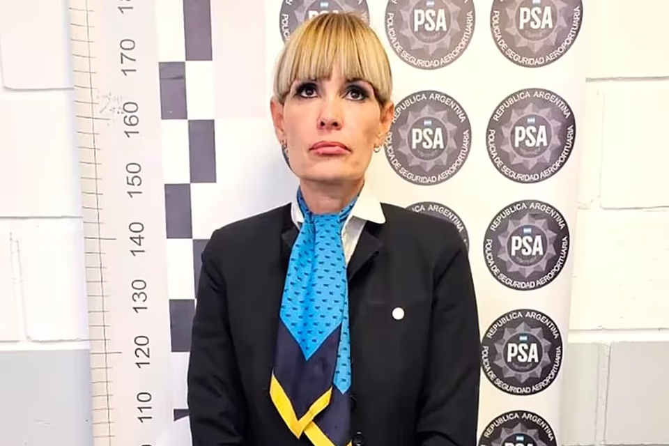 Daniela Carbone, la azafata de Aerolíneas Argentinas acusada por la amenaza de bomba a un avión de esa empresa.