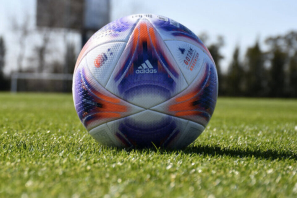 Gotán Argentum de Adidas, la pelota oficial de la Liga Profesional 2023. (Fuente: AFA)