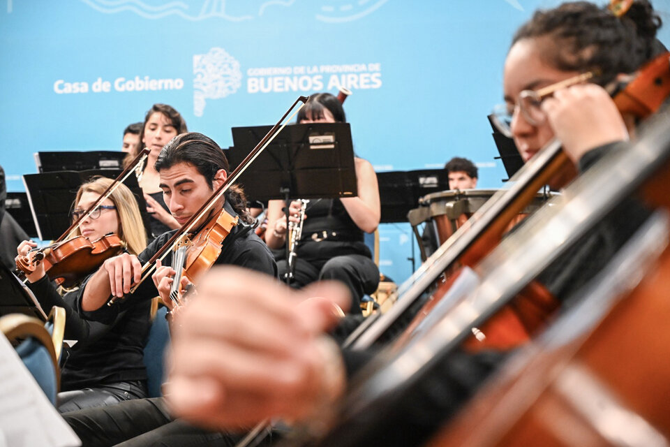 La Orquesta Juvenil Bonaerense actuó este viernes en el Salón Dorado.  (Fuente: Gobierno de la Provincia de Buenos Aires)