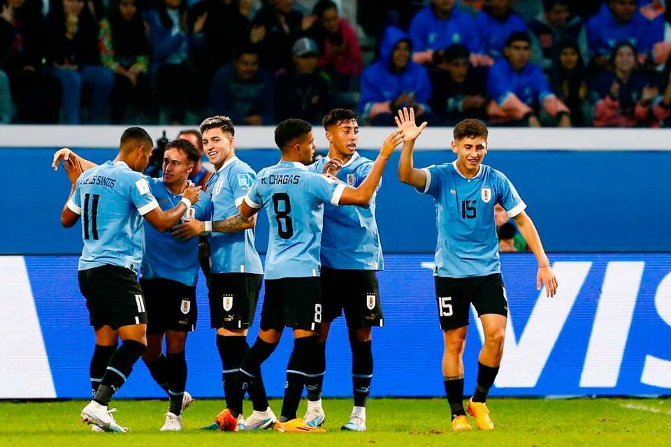 La selección uruguaya buscará quedarse con el título frente a Italia.  (Foto: NA)