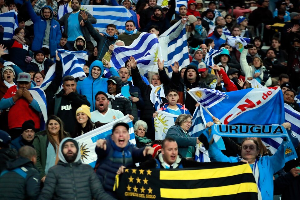 Los hinchas de Uruguay deliraron con los juveniles (Fuente: EFE)