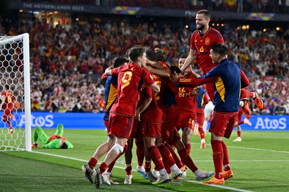 Liga de las Naciones: España venció por penales a Croacia y celebró el título (Fuente: AFP)