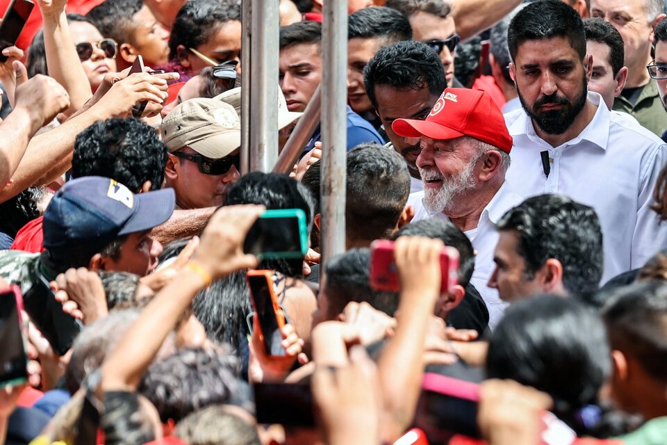 A Lula le dicen que siempre está en crisis, pero sus votantes no lo ven así. (Fuente: AFP)