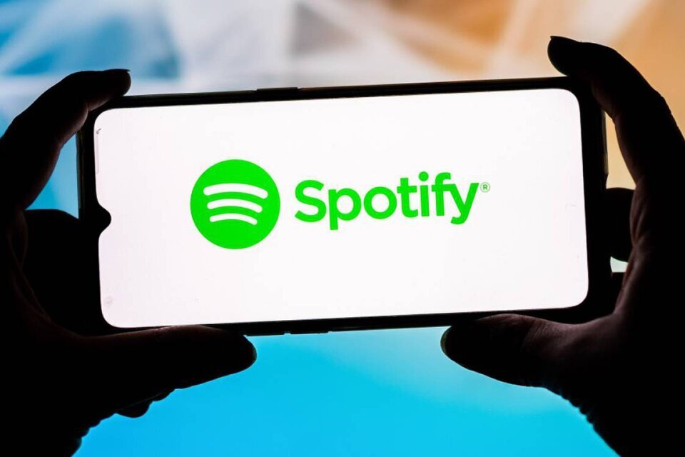Spotify ofrecería como "extra" el acceso ampliado a audiolibros (Fuente: AFP)