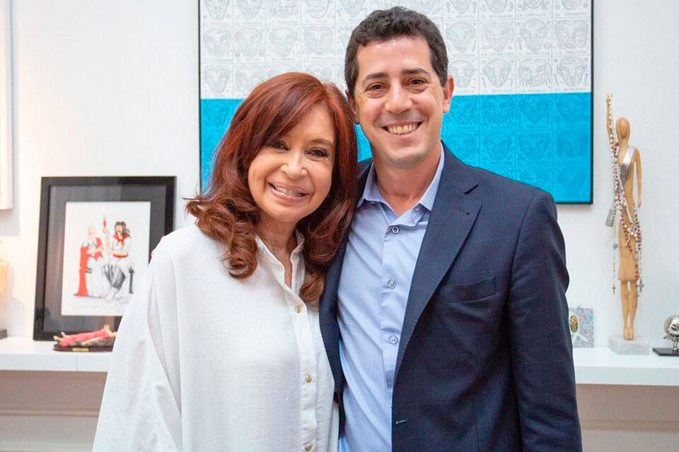 El ministro del Interior, Eduardo de Pedro, junto a la vicepresidenta Cristina Kirchner.