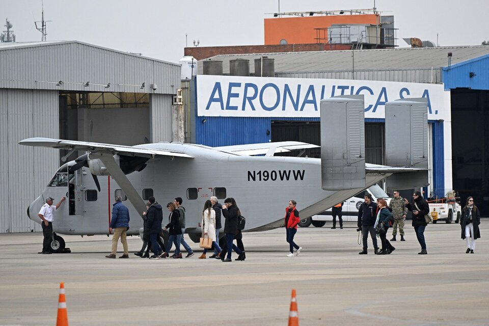 El Skyvan llegó este sábado al Aeroparque Jorge Newbery. (Fuente: AFP)