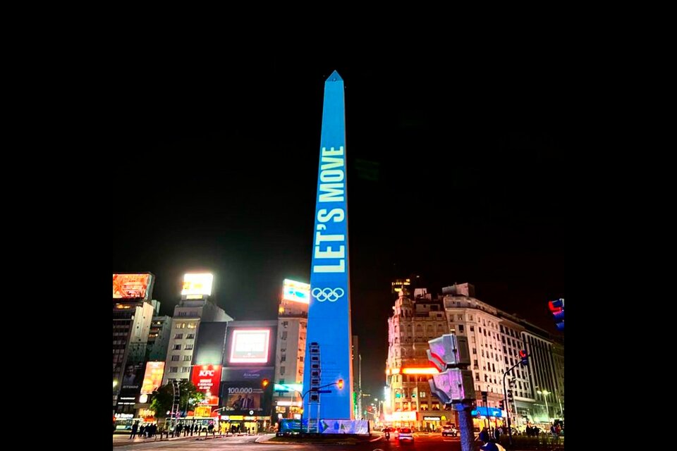 El Obelisco se vistió para un día especial (Fuente: Prensa COA)