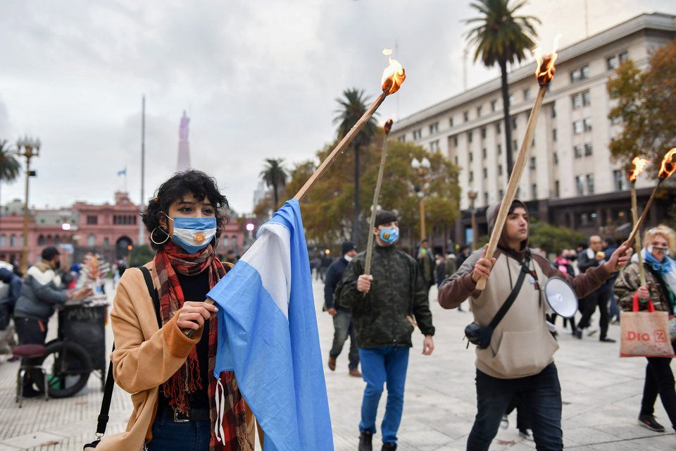 La pesquisa sobre los millonarios pagos a Revolución Federal (Fuente: Enrique García Medina)