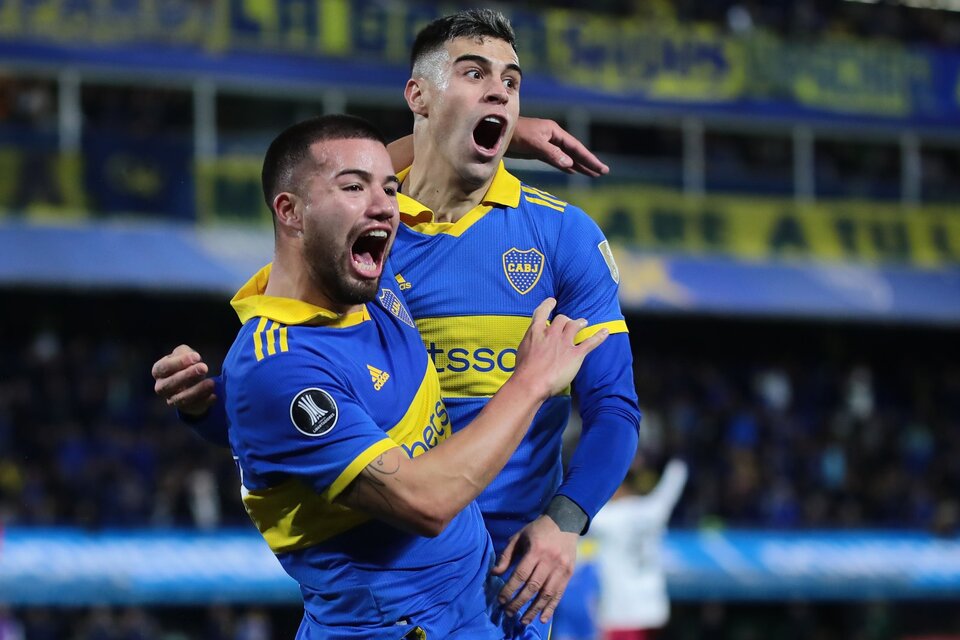 Weigandt y Payero festejan el primer gol de Boca  (Fuente: Fotobaires)