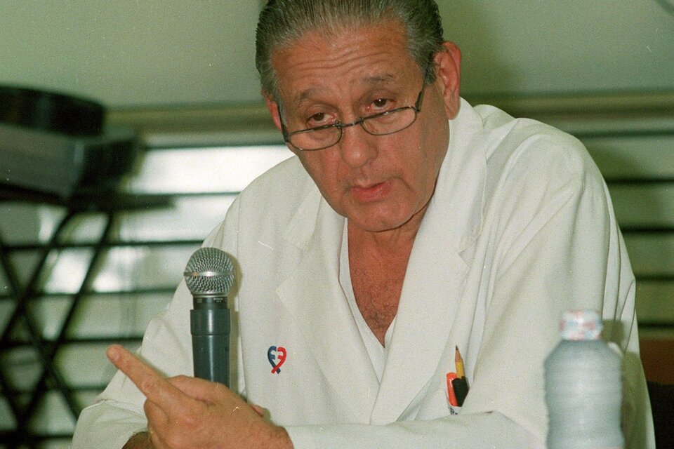 René Favaloro dejó siete cartas antes de suicidarse el 29 de julio del 2000 (Fuente: Télam)