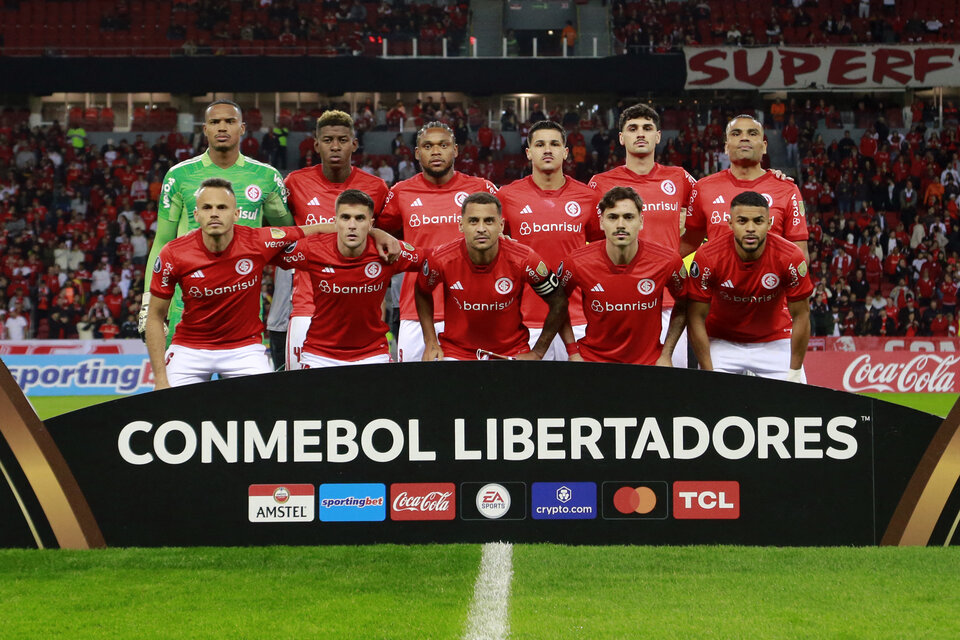 Inter, en su último partido del grupo frente a Independiente de Medellín (Fuente: AFP)