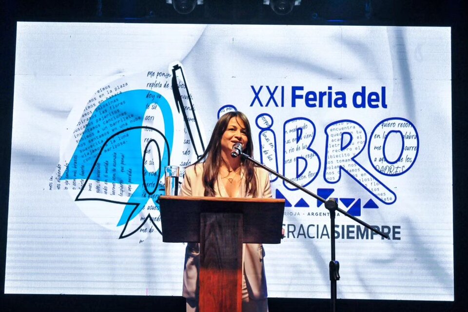 Secretaria de Cultura, Patricia Herrera, en la apertura de la Feria del Libro.