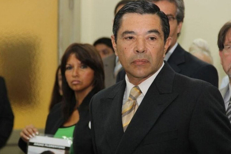 Jorge Antonio Olivera es un militar retirado, excarapintada y abogado de genocidas. (Fuente: NA)