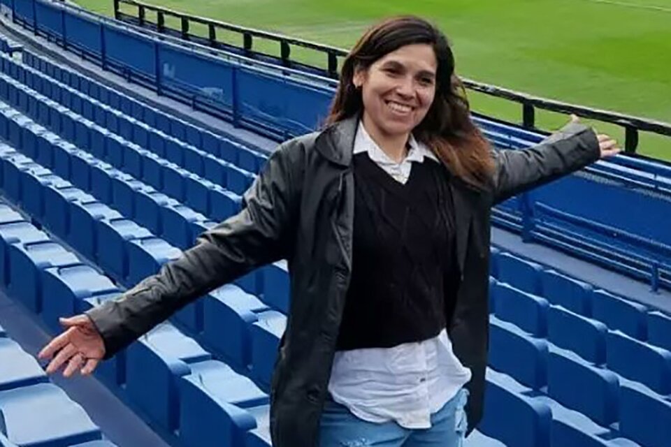 Yanina Gaitán en el estadio de Boca Juniors (Fuente: Twitter)