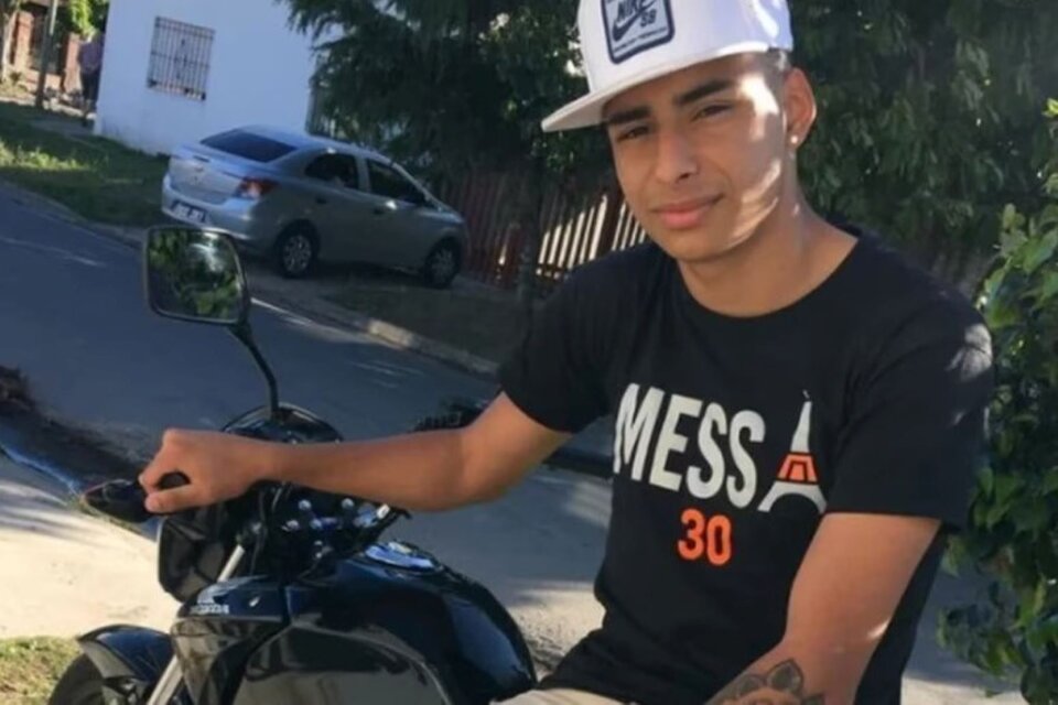 Lucas Gonzalez fue asesinado después de un entrenamiento en el club Barracas Central y volvía a su casa con tres amigos. (Fuente: Télam)