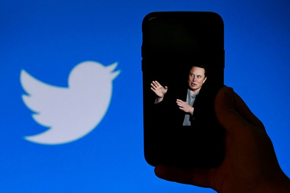 El logo de Twitter podría dejar de ser un pájaro y pasar a ser una X, insinuó Elon Musk. (Fuente: AFP)