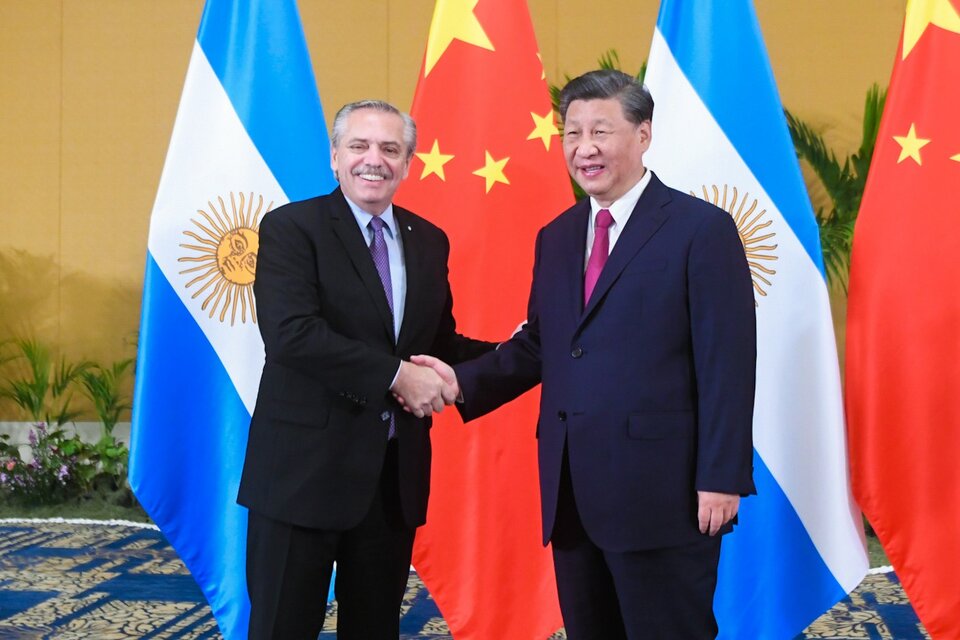 Alberto Fernández junto a su par de China, Xi Jinping. (Fuente: NA)