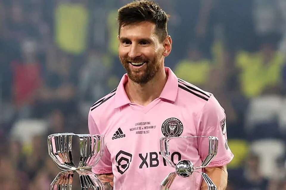 Messi, la leyenda continúa. Con los trofeos de Mejor jugador y goleador de la Leagues Cup. Imagen: Twitter