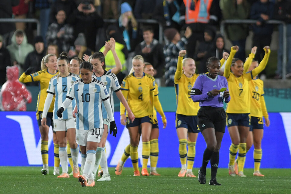 La Selección Argentina femenina se quedó afuera del Mundial Australia-Nueva Zelanda 2023 al caer ante Suecia por 2 a 0. (Fuente: Télam)
