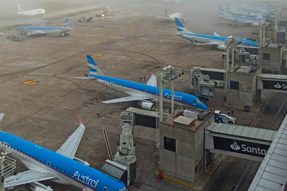 AraJet se sumará a Flybondi, JetSmart y otras aerolíneas low-cost que operan en Argentina. (Fuente: NA)