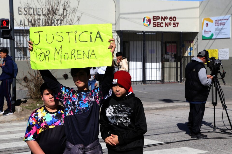 Pedido de justicia por el crimen de Morena  Domínguez (Fuente: NA)