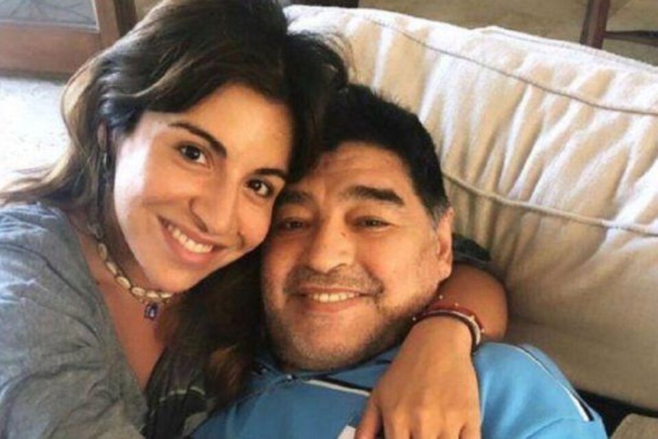"Cada día que pasa es un día menos para volvernos a encontrar", señaló Gianinna Maradona.