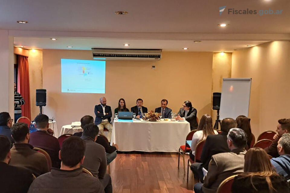 Santiago López Soto, Mariana Gamba, Eduardo Villalba, Federico Zurueta y Sergio Lello.