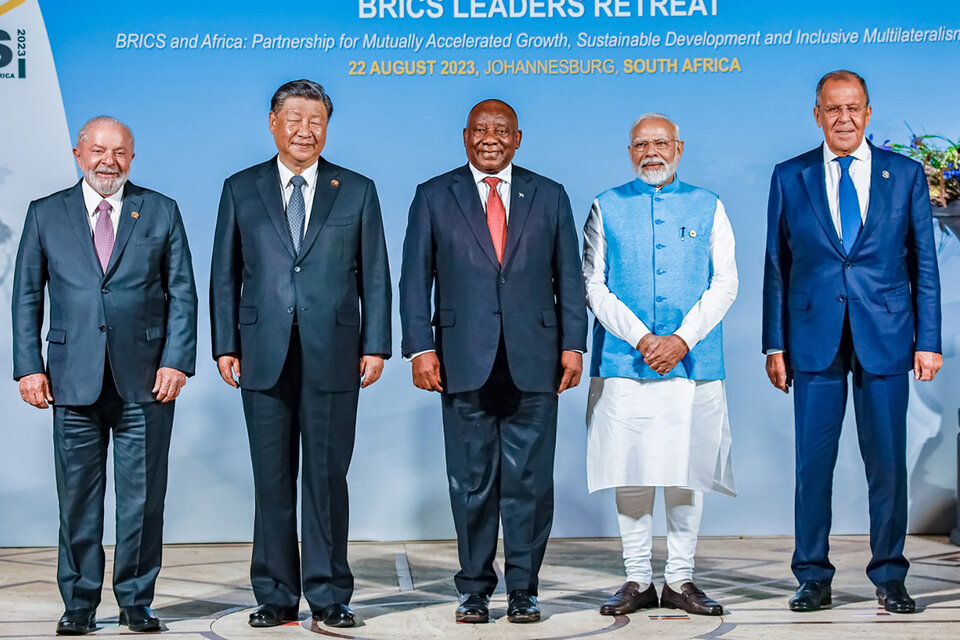 En la última cumbre de los BRICS, que se desarrolló en Sudáfrica, se acordó el ingreso de seis países al Grupo. (Fuente: AFP)