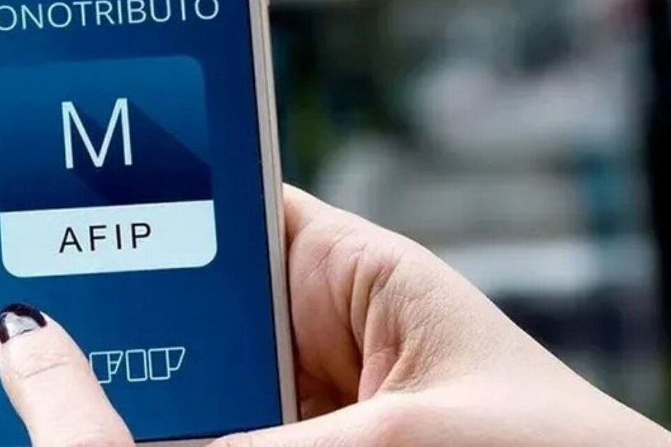 Entre las medidas tomadas por Sergio Massa, se anunció una línea de créditos de hasta 4 millones para monotributistas.