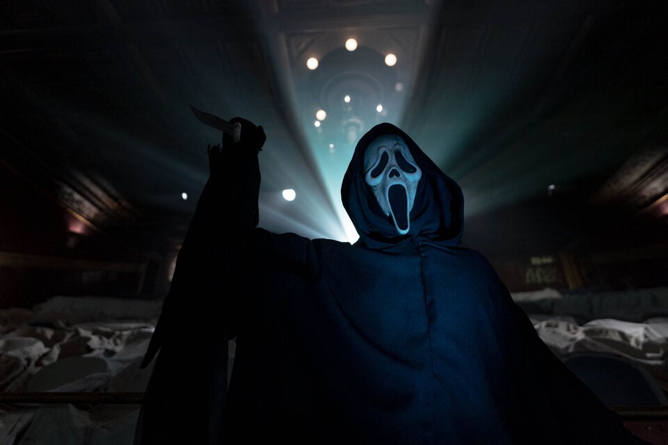 Scream 6 cierra la clásica saga slasher el 3/9 vía Paramount+, con quien tal vez sea el o la asesinx más careta de todos los tiempos (Fuente: Scream 6 | Prensa)