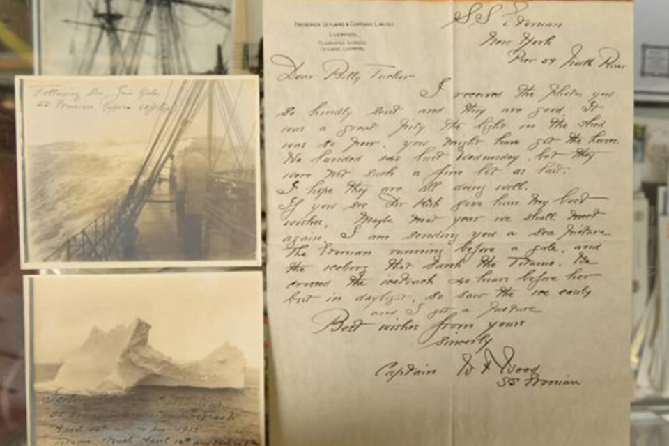 A la fotografía la acompañaba una carta escrita por el capitán de un barco que pasó por el mismo lugar dos días antes del trágico episodio ( Foto: Henry Aldridge e Hijo de Devizes, Wilts).