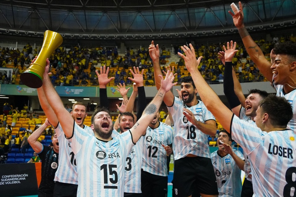 Argentina se quedó con un trofeo que se le negaba desde 1964. (Fuente: feva)