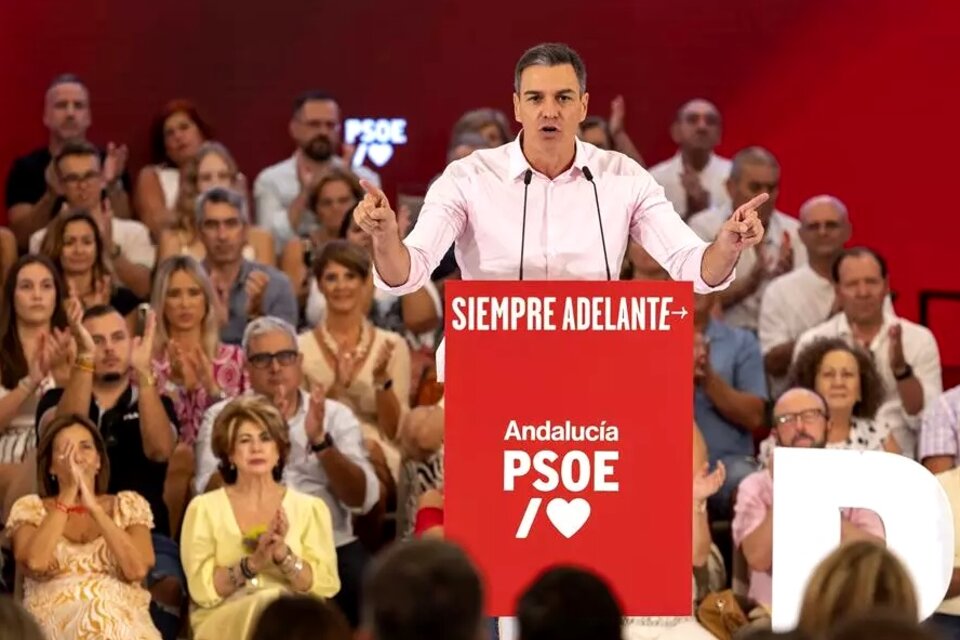 Sánchez, durante un discurso en Málaga (Fuente: EFE)