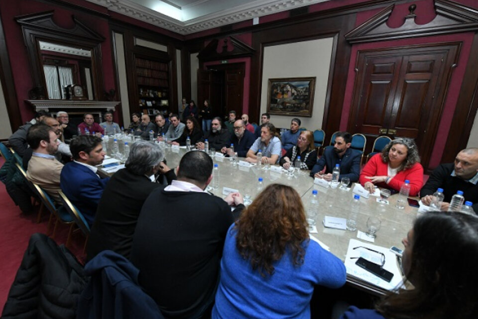 Axel Kicillof se reunió con representantes gremiales para negociar un aumento adicional al pactado originalmente (Fuente: Gobierno de la Provincia de Buenos Aires)