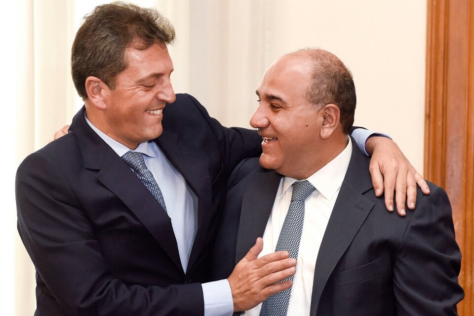 Sergio Massa junto a Juan Manzur, el gobernador de Tucumán. (Fuente: NA)