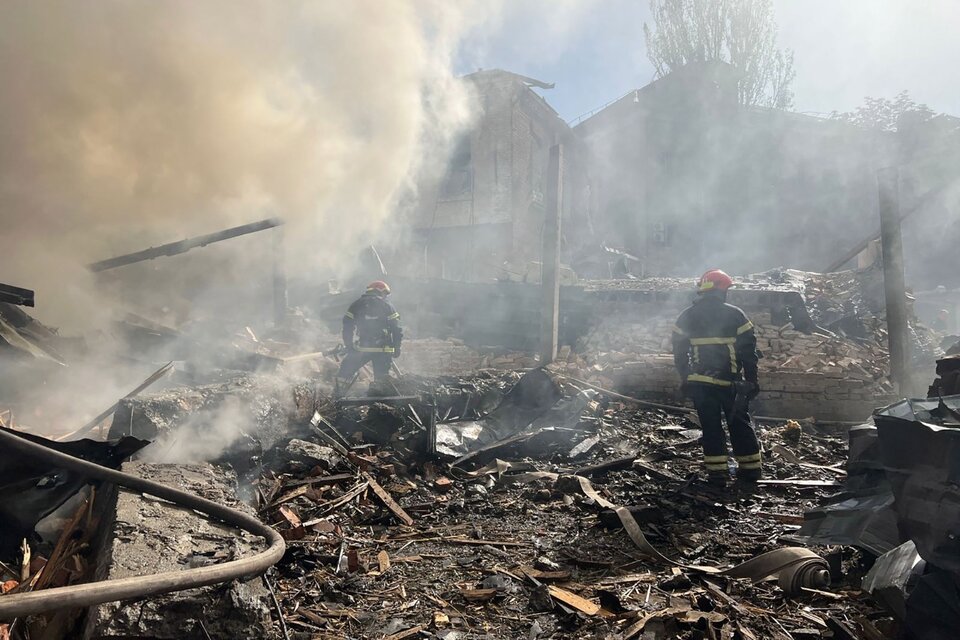 Un ataque a Kryvyi Rih, ciudad natal de Volodomir Zelenski. (Fuente: EFE)