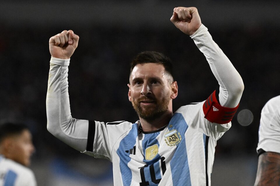 Messi celebra el gol de la victoria ante Ecuador, por la primera fecha de las eliminatorias (Fuente: AFP)