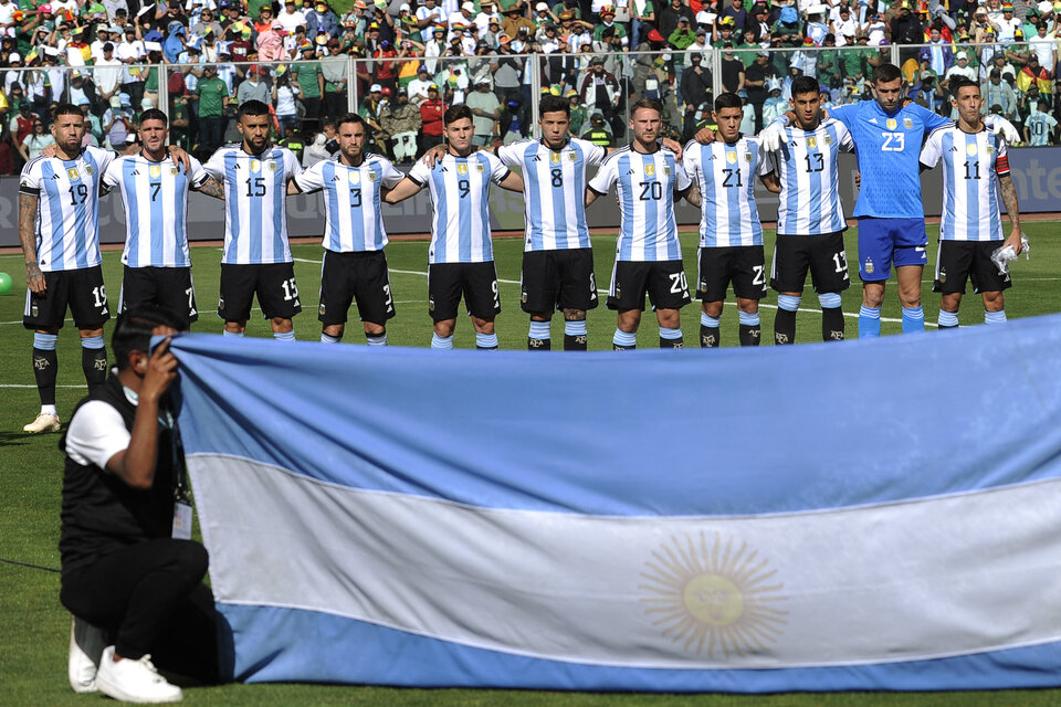 Sin Messi, Argentina logró una contundente goleada ante Bolivia en La Paz por la fecha 2 (Fuente: AFP)