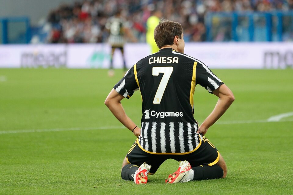 Chiesa no puede creer el gol que se metieron sus compañeros (Fuente: AFP)