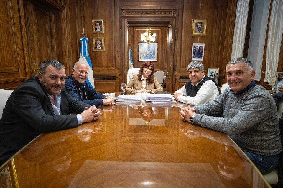 De izquierad a derecha: Di Próspero, Plaini, Kirchner, Moyano y Manrique. Imagen: Twitter