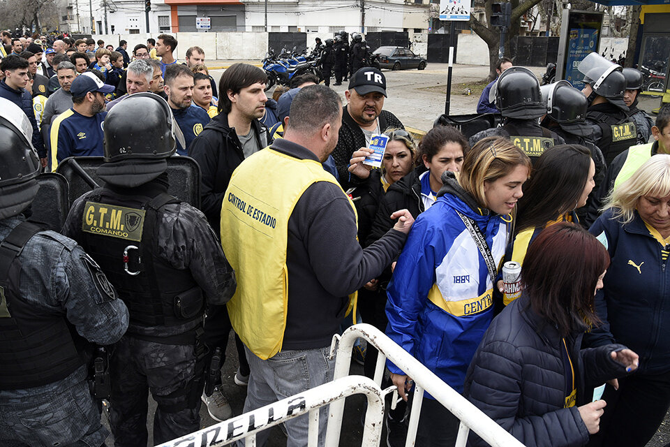 Sí o sí es necesario DNI para el primer control. (Fuente: Andres Macera)