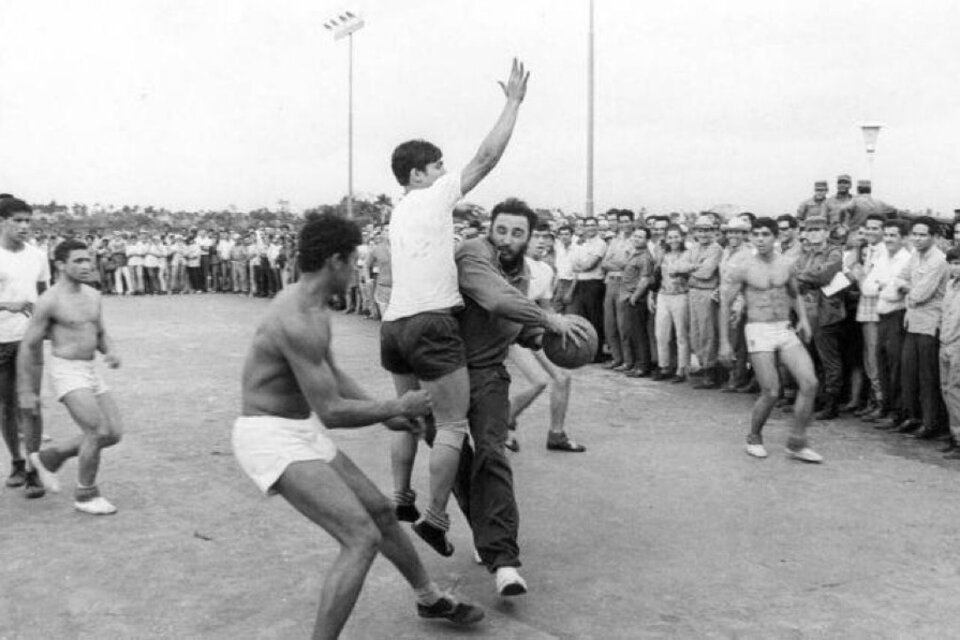 El lado B de Fidel Castro: su pasión por los deportes, especialmente el básquet  
