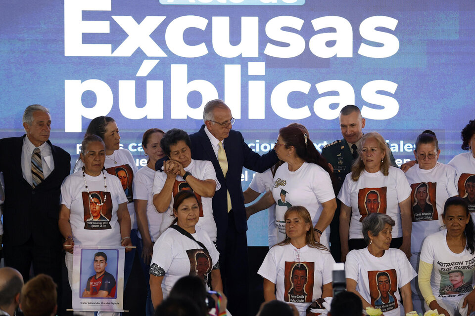 Histórico pedido de perdón del gobierno colombiano por los falsos positivos (Fuente: AFP)