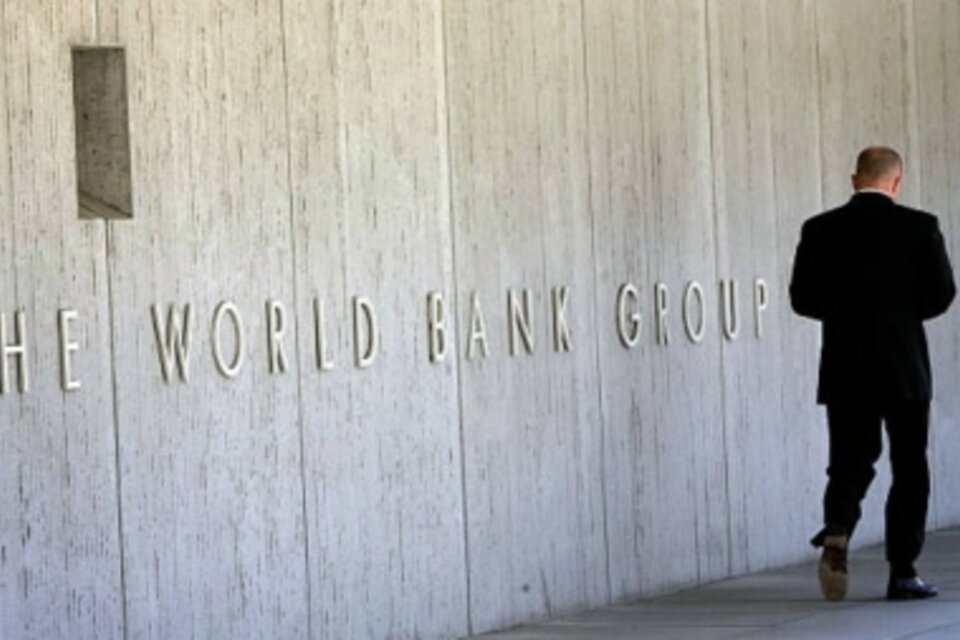 El Banco Mundial prevé que la región crecerá 2 por ciento. 
