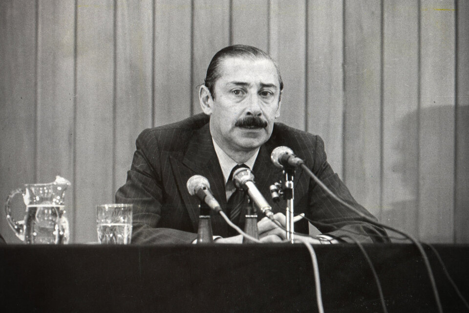El dictador Jorge Rafael Videla pergeñó la “teoría de los excesos” en 1977, que generó malestar entre los militares directamente involucrados en la represión ilegal.