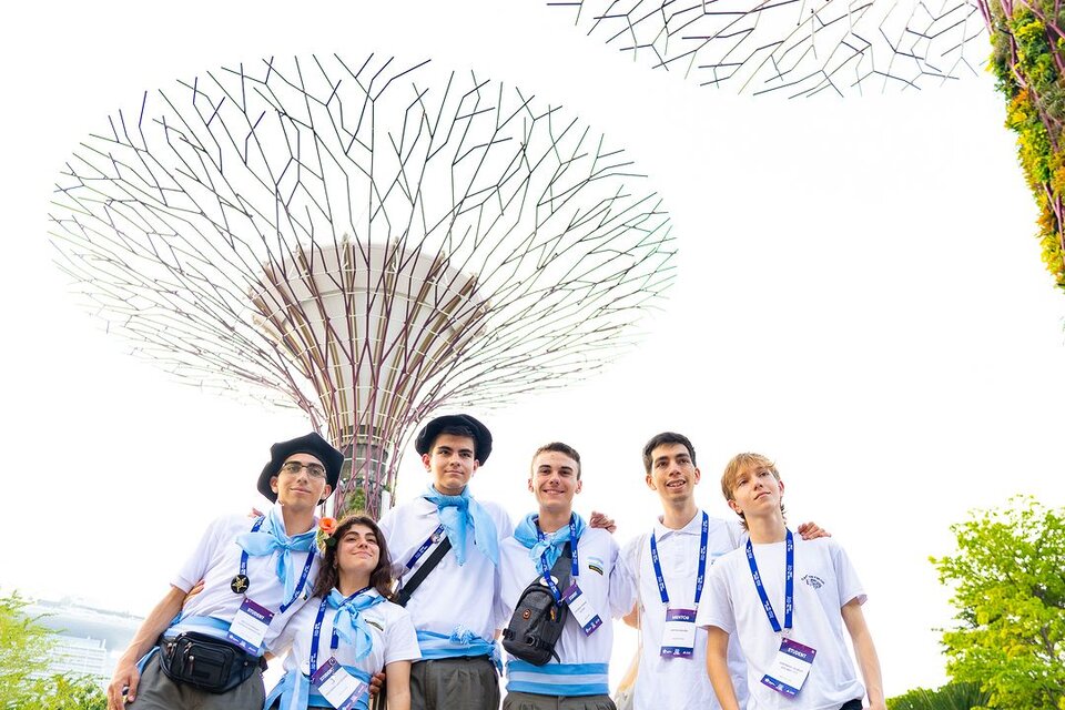 Alumnos de una escuela de Mendoza salieron segundos en el Mundial de Robótica de Singapur (Foto: f1rstglobal)
