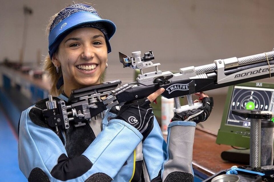 La tiradora Fernanda Russo logra la primera medalla de Argentina y se