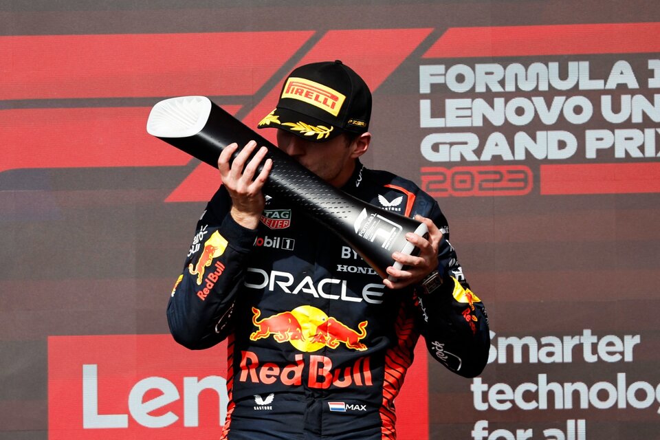 Max Verstappen festeja su victoria número 50 en la Fórmula 1. (Fuente: AFP)