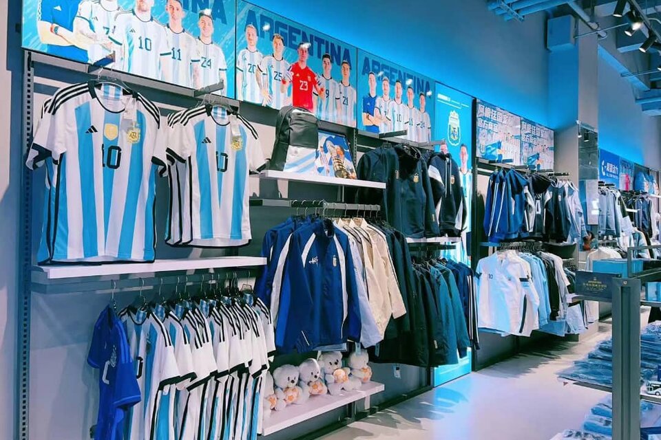 Así es la nueva tienda oficial de la selección argentina en China